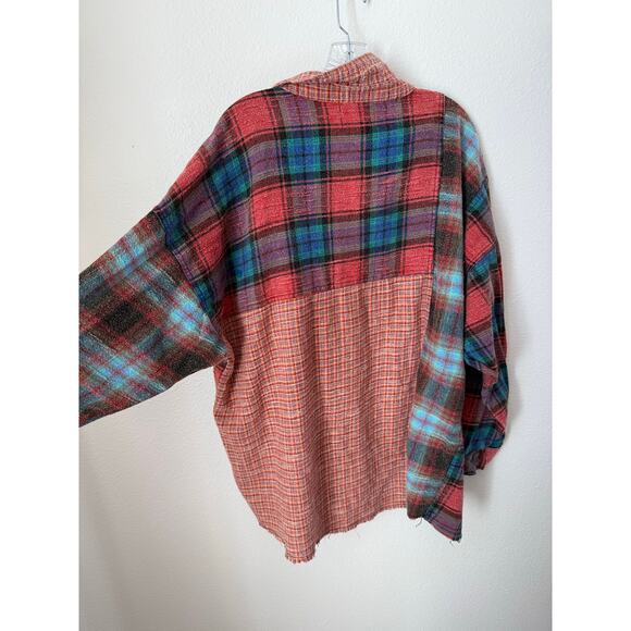 Urban Outfitters Patchwork BDG Robbie Spliced Flannel Button Down Size Large - Picture 4 of 9